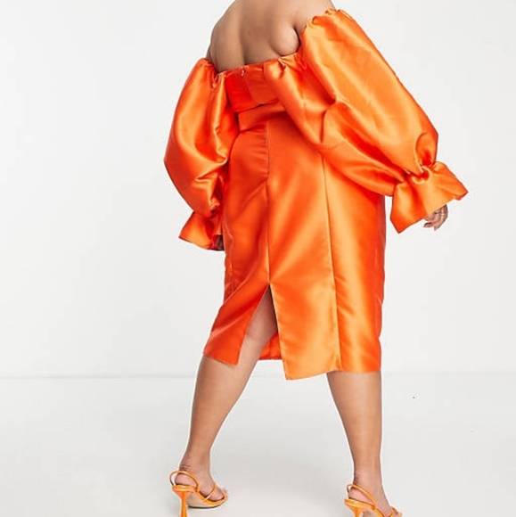 ASOS LUXE Curve belted drama sleeve structured satin midi dress in hot orange - Picture 2 of 10